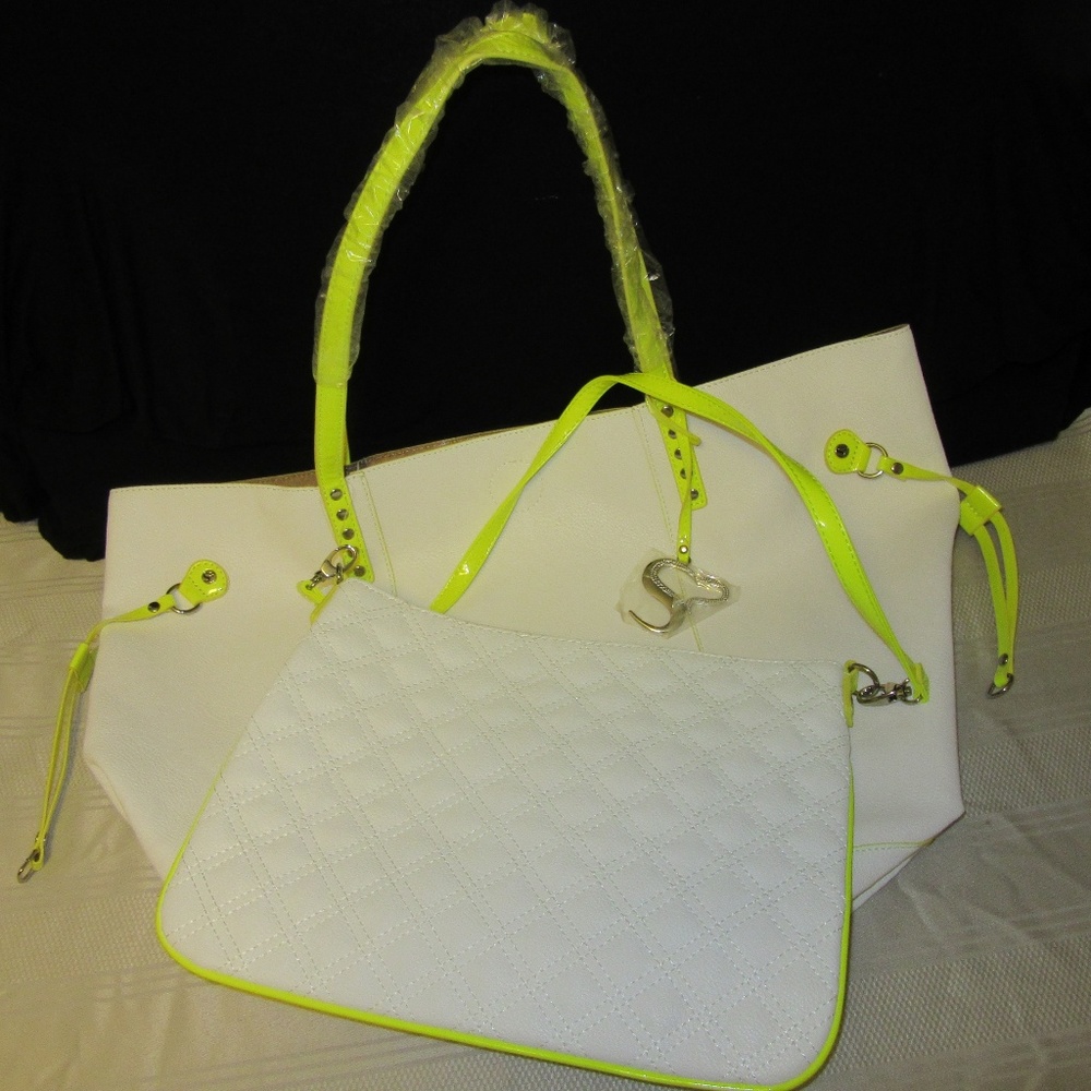 Serena Williams tote and purse combe
